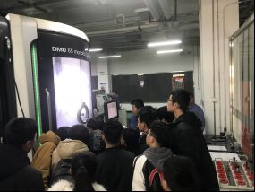 探索康復(fù)輔具的科技魅力 康復(fù)工程學(xué)院2017級假肢矯形器專業(yè)赴北京市康復(fù)輔具技術(shù)中心實(shí)踐認(rèn)知活動紀(jì)實(shí)